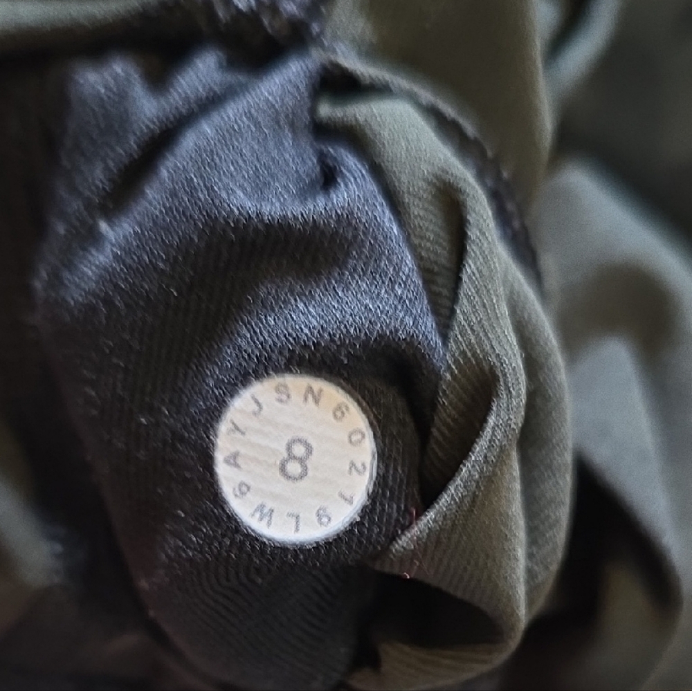 lululemon athletica Align Hi Rise Crop - Picture 6 of 6